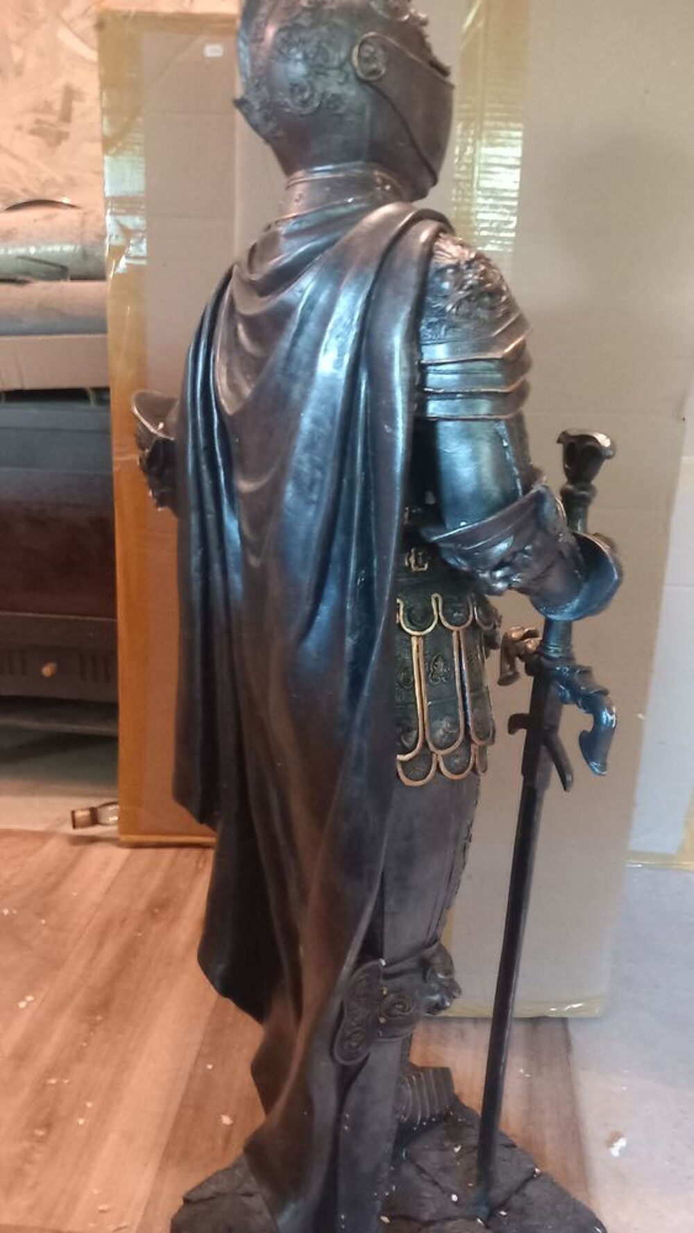BELLE OEUVRE DE STATUE CHEVALIER RENNAISSANCE TRES OUVRAGEE
Décoration