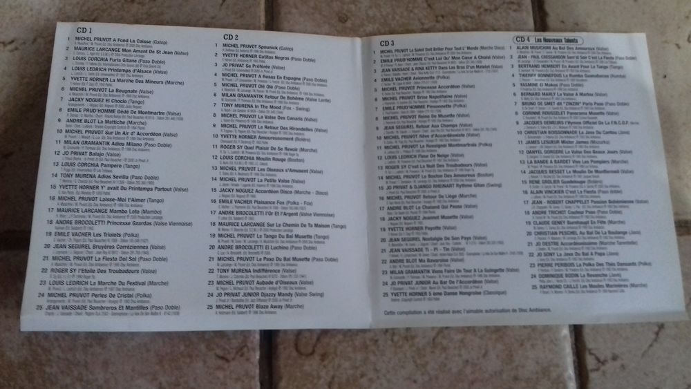 COFFRET 4 CD ACCORDEON - MUSETTE = 100 TITRES CD et vinyles