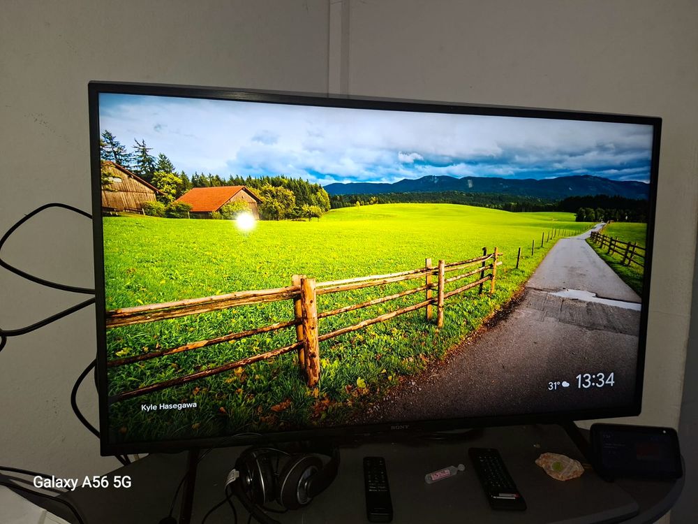 je vend ce T&eacute;l&eacute;viseur Sony Photos/Video/TV