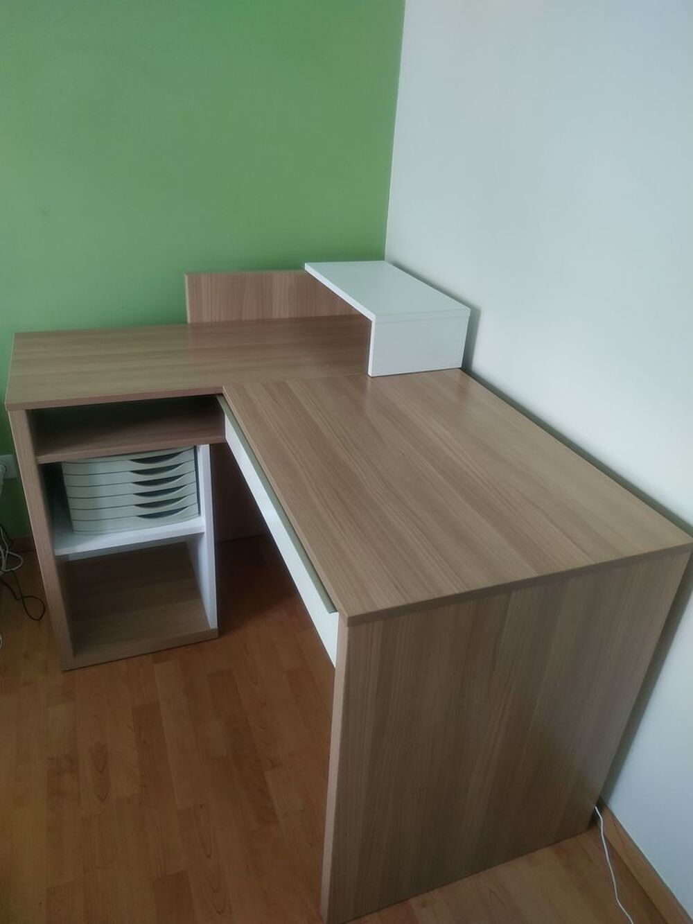 Bureau compact d'angle avec retour r&eacute;glable Gautier Meubles