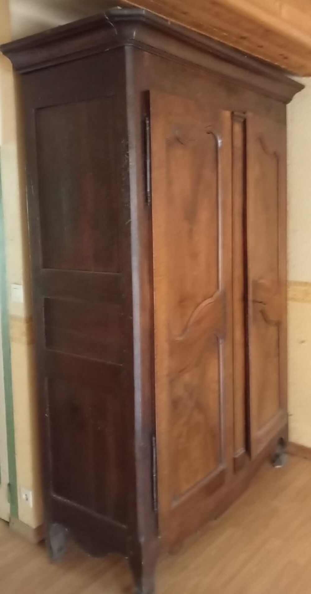 armoire Louis XV 18&egrave;me si&egrave;cle Meubles