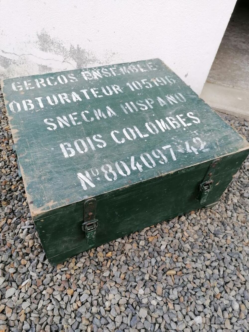 Caisse de l arm&eacute;e Meubles