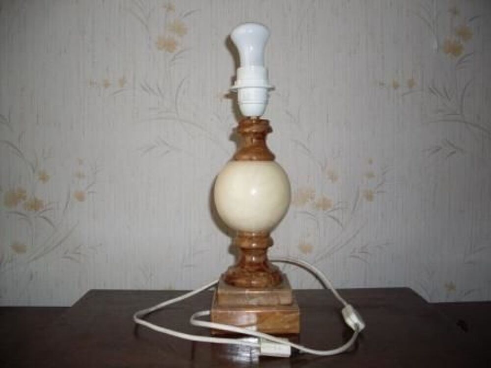 Lampe de chevet en marbre Décoration