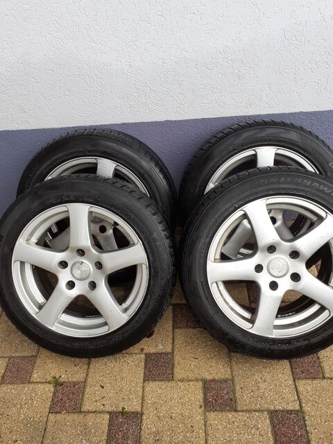 Pi&egrave;ces et &eacute;quipements Voiture Pi&egrave;ces et &eacute;quipements Voiture  occasion Durningen 67270