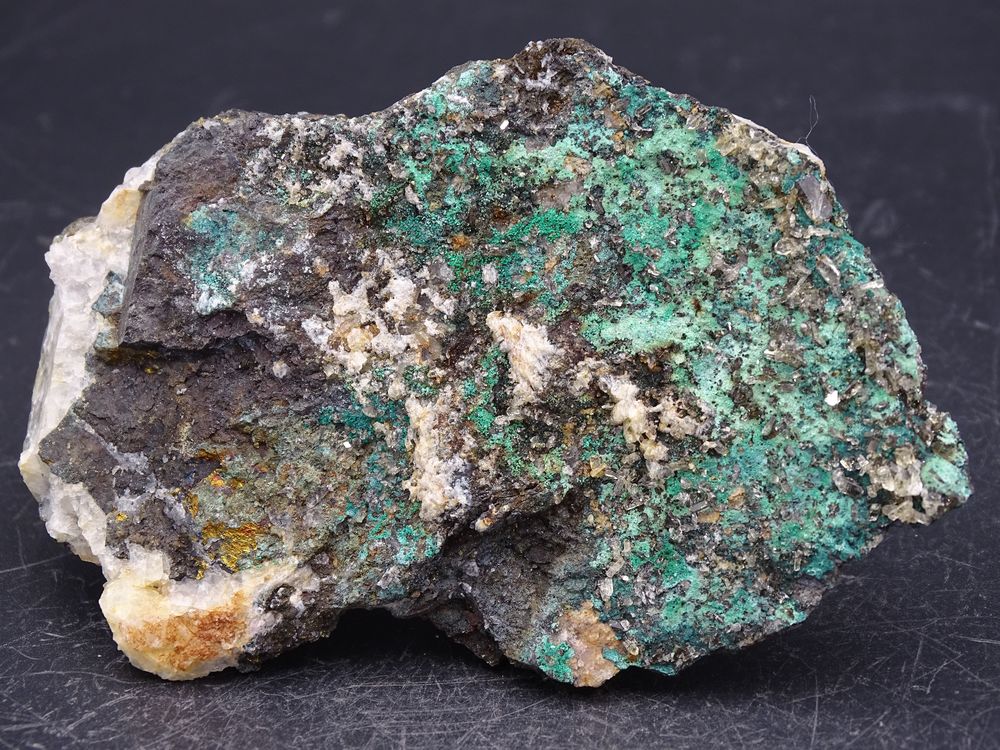 Malachite (Sph&eacute;rolites) &amp; Chalcopyrite &amp; Baryte Mine du Burc 