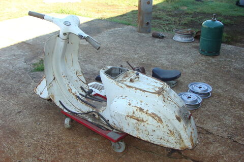 Scooter VESPA 1965 occasion Ch&acirc;teaumeillant 18370