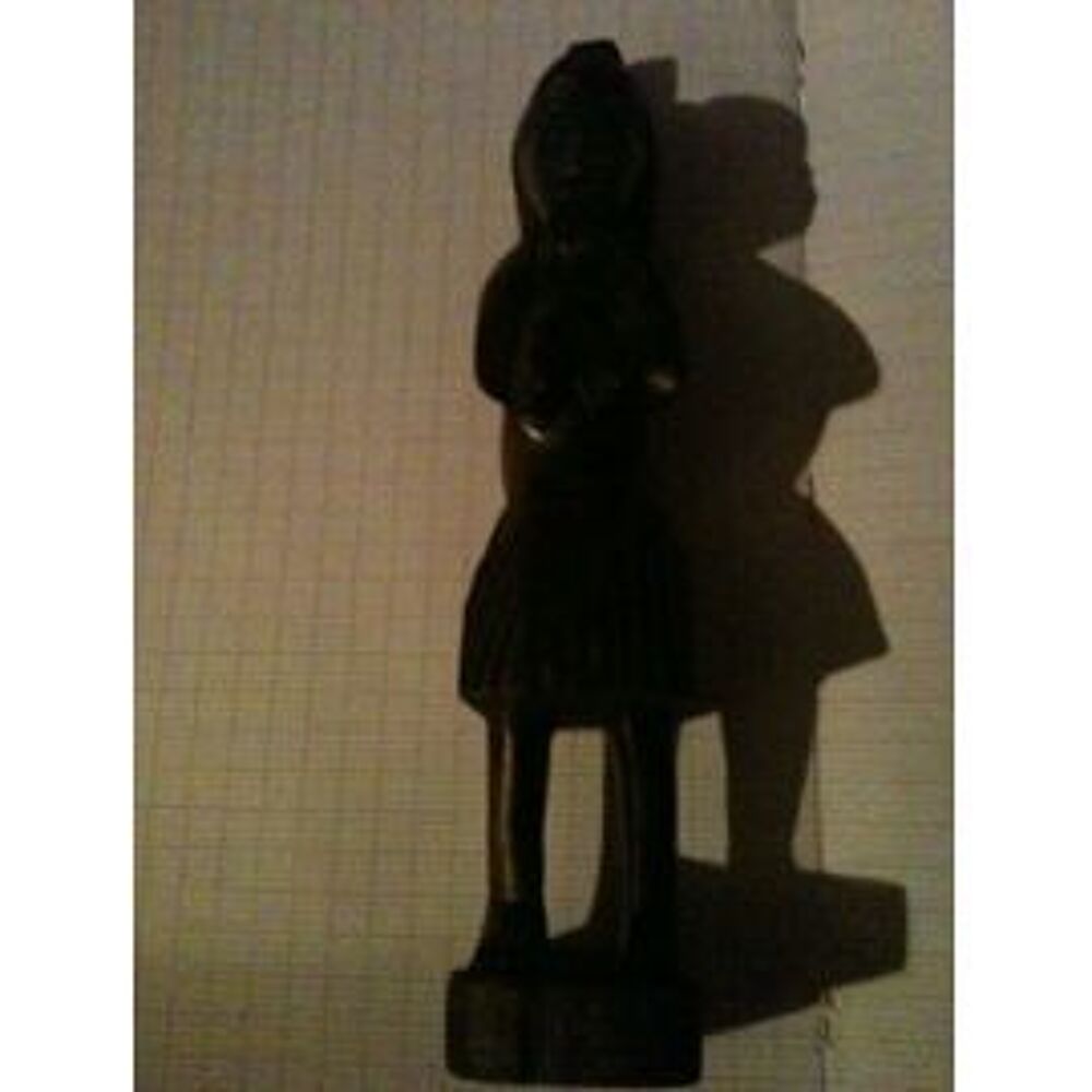 Statuette bois RCA art africain singe noix guerrier femme Décoration