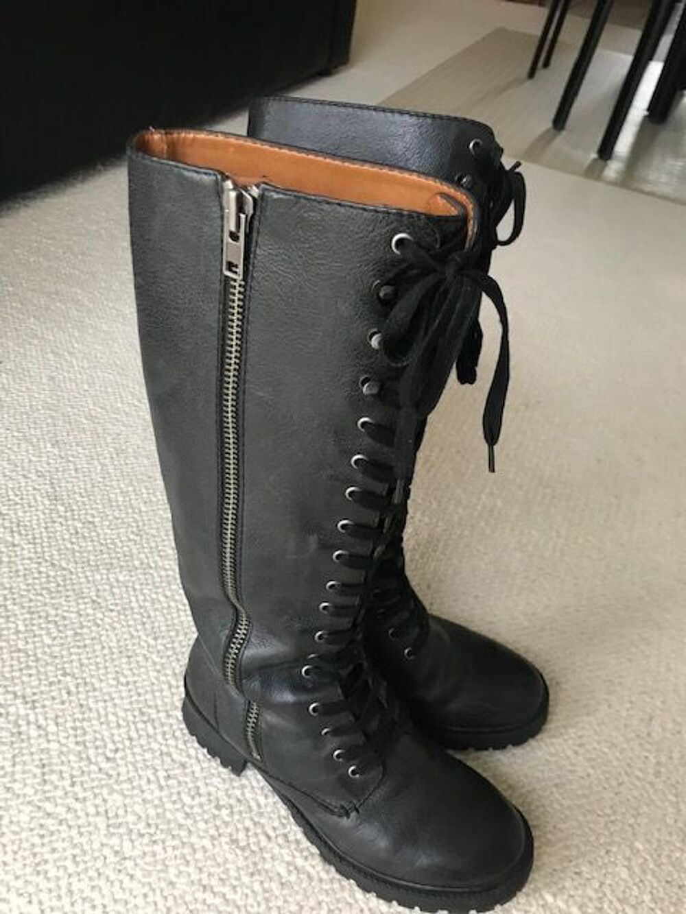Bottes hautes noires tout cuir Chaussures