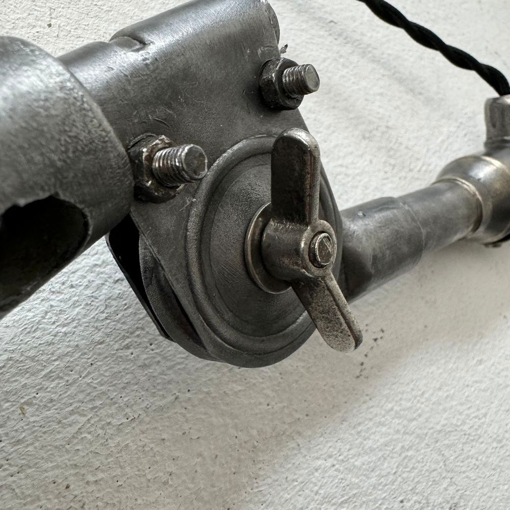 ANCIENNE GRANDE APPLIQUE INDUSTRIELLE "&nbsp;SIS&nbsp;" 
Décoration