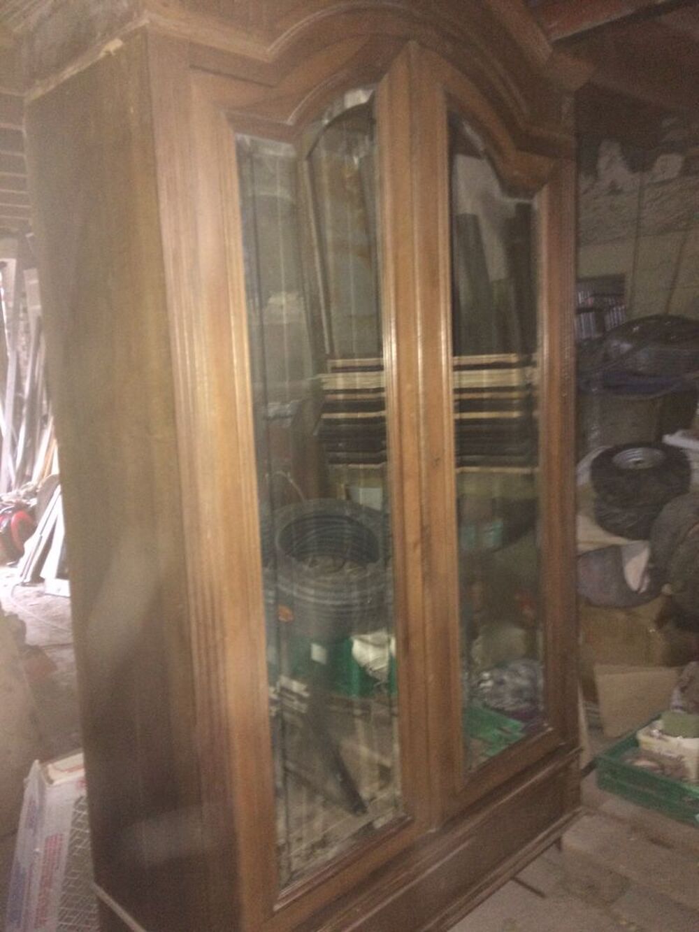 armoire vitr&eacute;e deux portes Meubles
