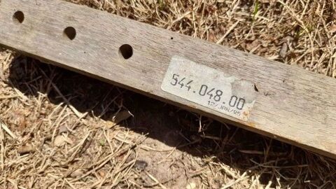 Bielle en bois pour faucheuse port�e � 3 points KUHN Gorrevod (01)