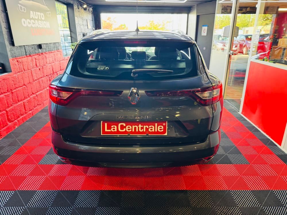Megane IV Estate M&eacute;gane IV Estate dCi 110 Energy Business EDC 2018 occasion 95150 Taverny