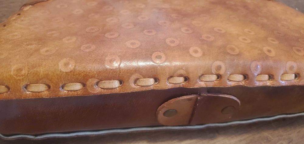 Sac en cuir, artisanale vintage. Maroquinerie