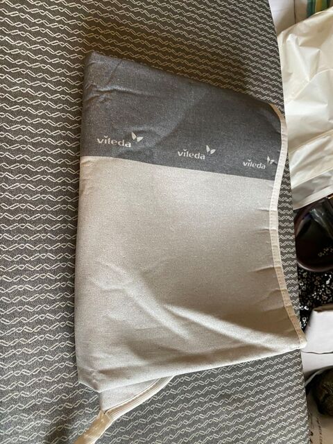 Housse planche � repasser grand mod�le NEUVE 10 La Mulati�re (69)