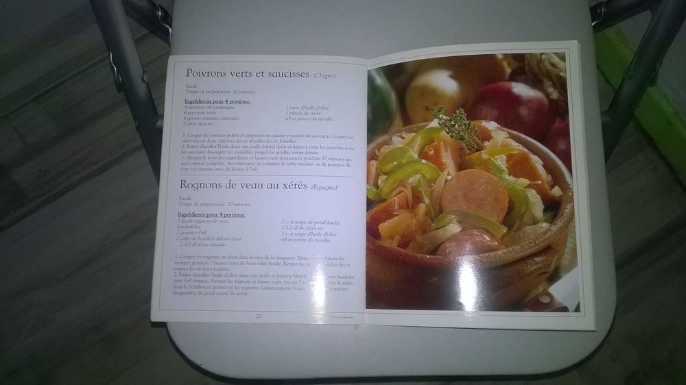 Livre DELICIEUSES RECETTES DE LA MEDITERRANEE
Excellent e
Livres et BD