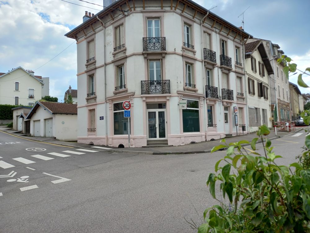 Location Appartement Bel F1 Bis proche centre pour personne calme Épinal
