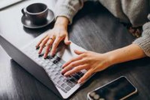   Assistant Chat Client | Qlik 