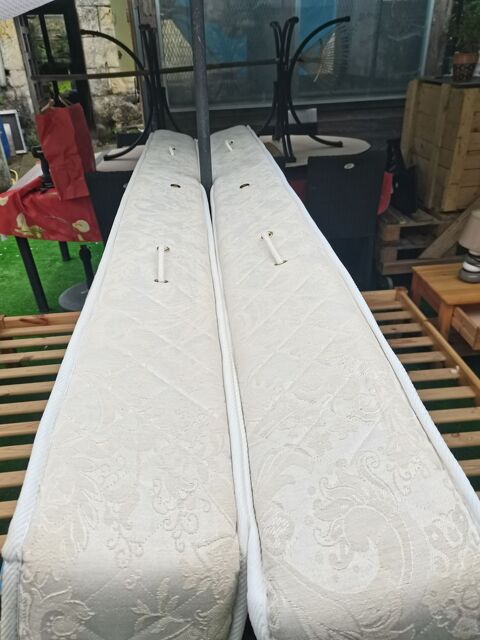 2 lits bois 90 complets 250 Saint-Jacques-des-Gu�rets (41)