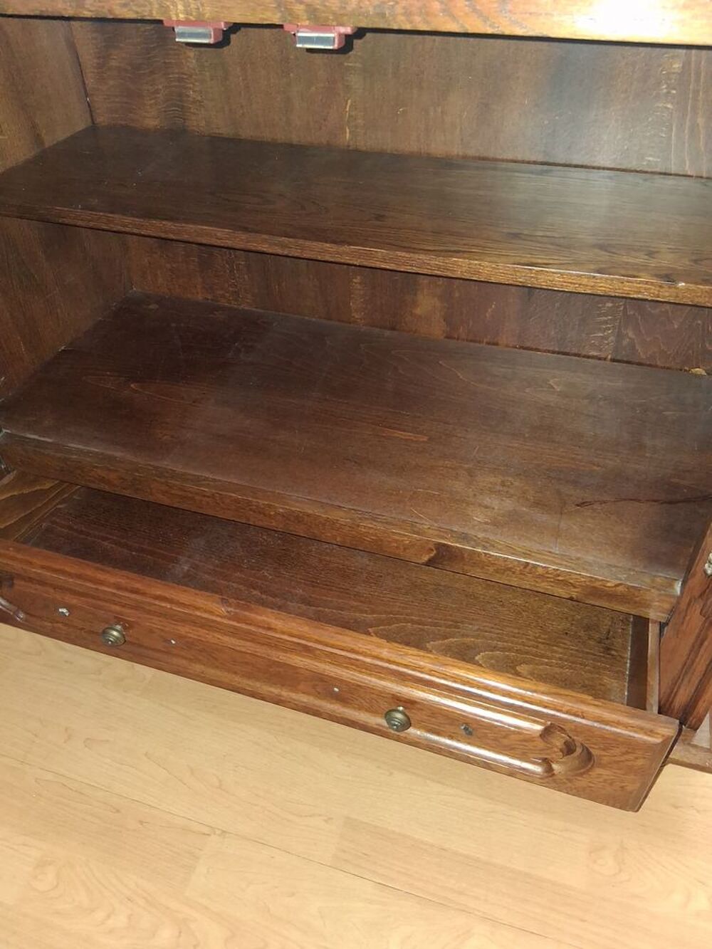 Petit meuble en ch&ecirc;ne marron Meubles