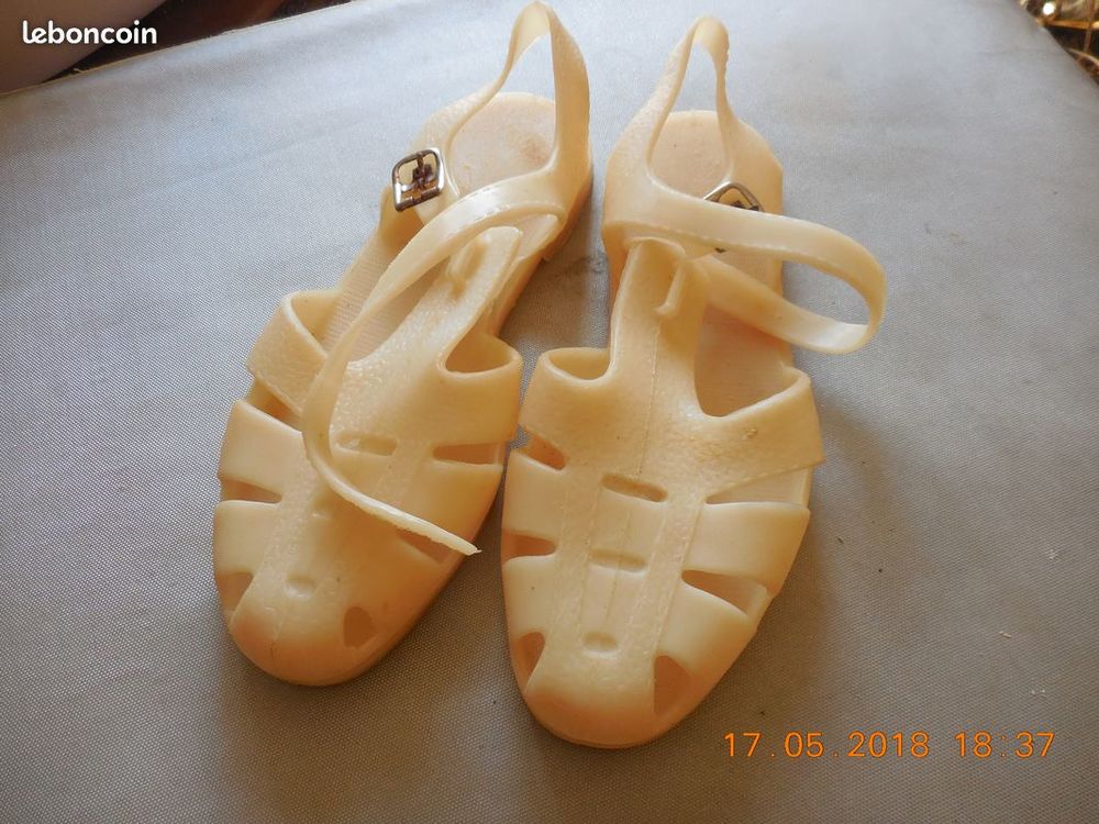 Sandales de plage en plastique deals