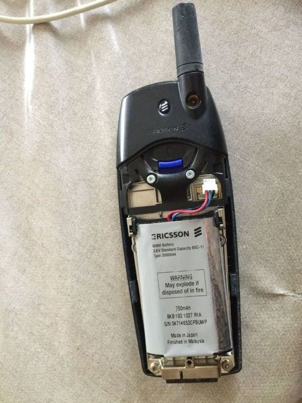 Ericsson portable A2618s ancien Téléphones et tablettes