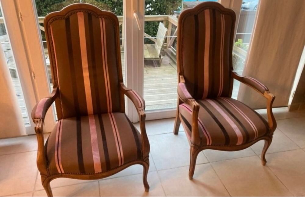 Paire de fauteuils voltaire tapissier nickel Meubles