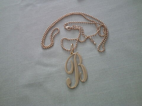 Grand sautoir grande lettre B N�1150 10 Beaune (21)