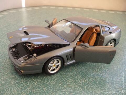 FERRARI  MARANELLO  550 . 1996.  COD: 3344 28 Ornaisons (11)