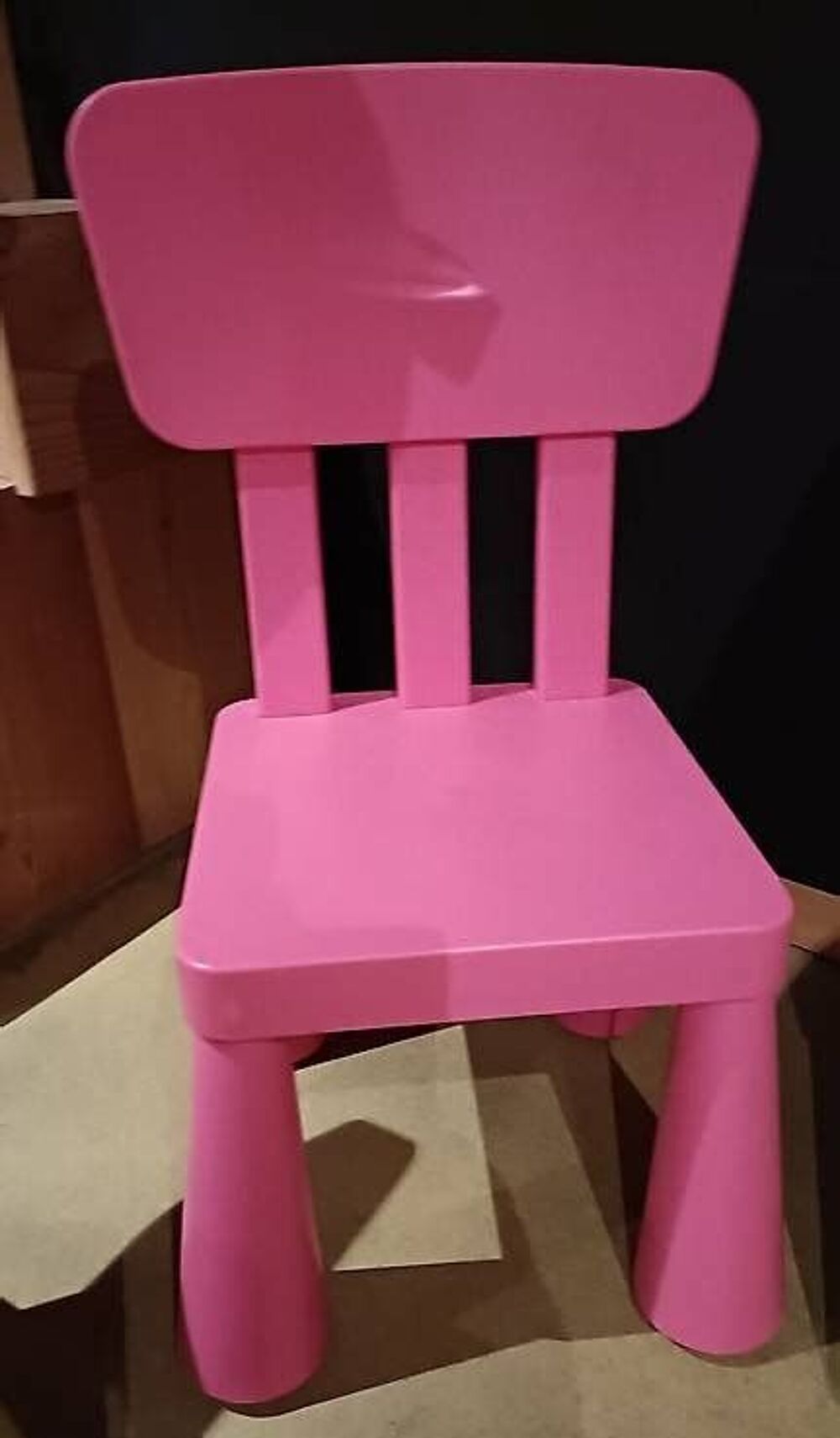 chaise mammut IKEA fuschia Mobilier enfants