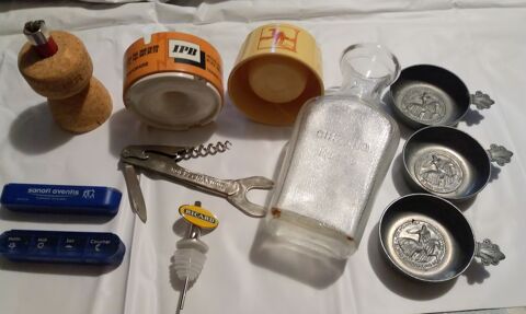 Divers objets publicitaires 4 Le Plessis-Bouchard (95)