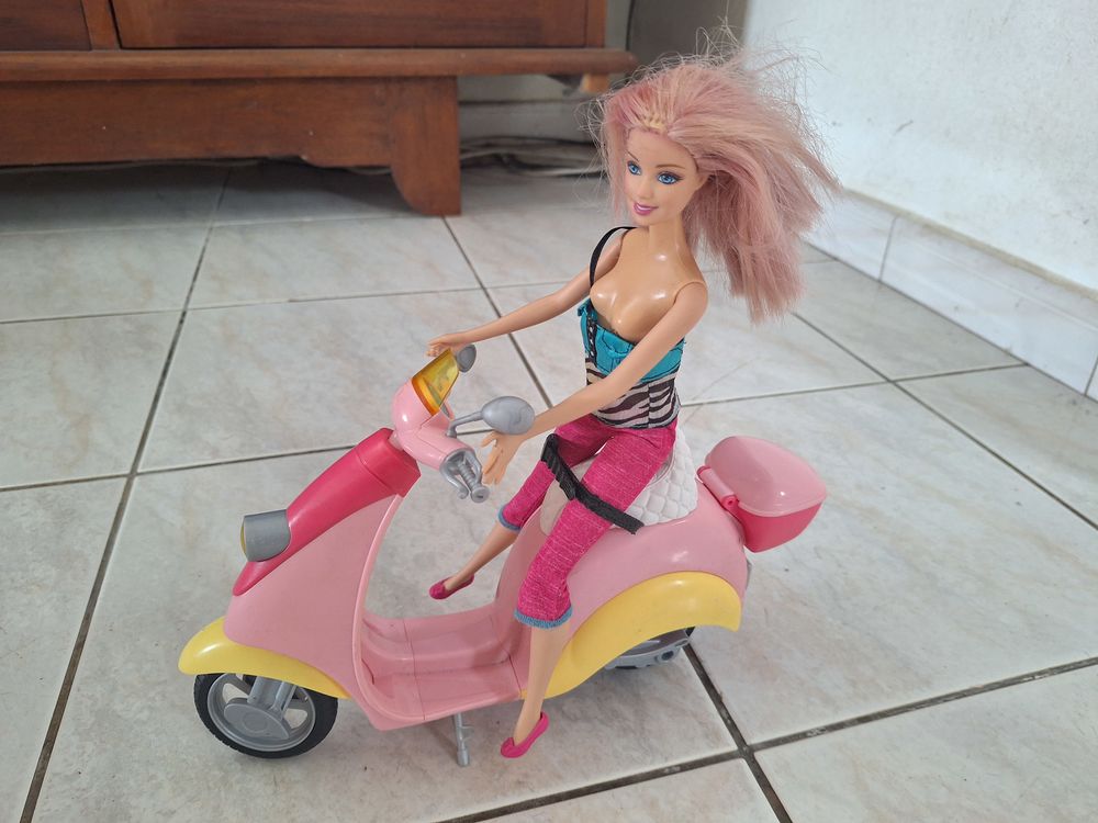 scooter "barbie" Jeux / jouets