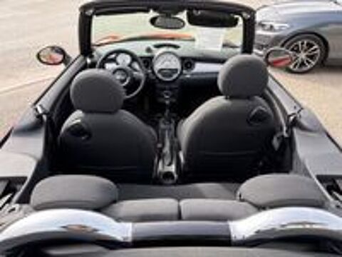 One Cabriolet 98 ch Pack Chili A 2011 occasion 46800 Montcuq