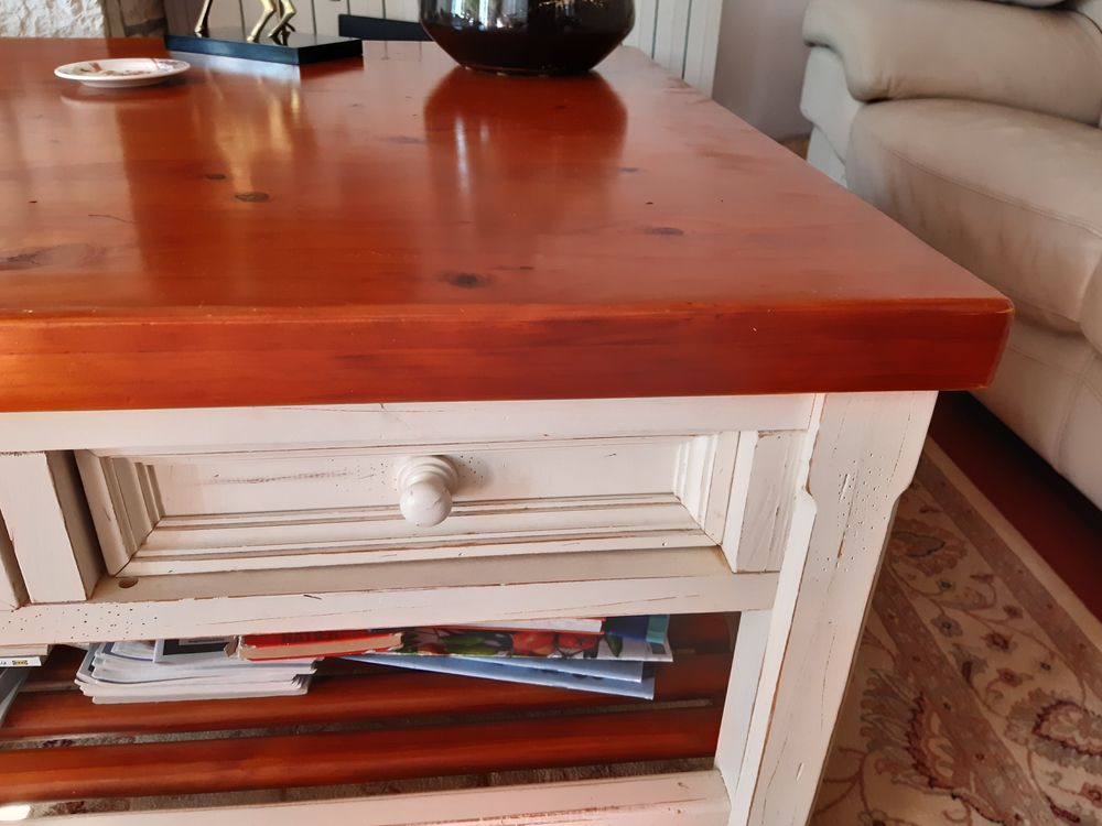 Table basse Meubles