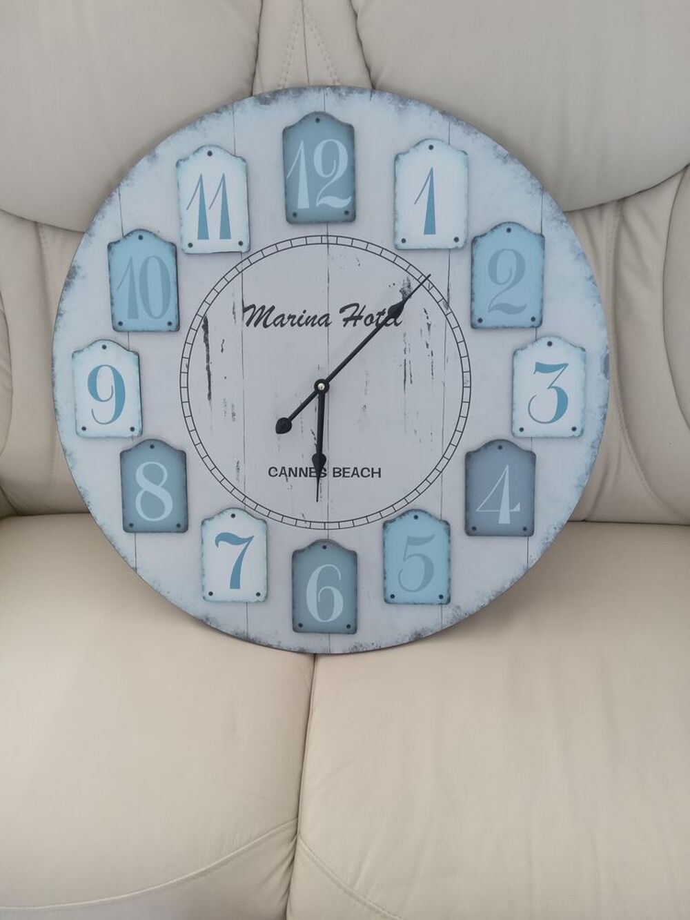 Horloge tr&egrave;s jolie Décoration