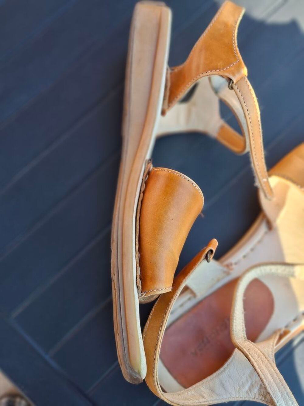 NUS PIEDS CUIR Chaussures