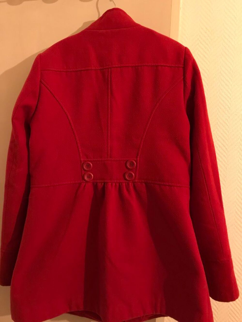 manteau rouge doubl&eacute; taille 40 TEX Vtements