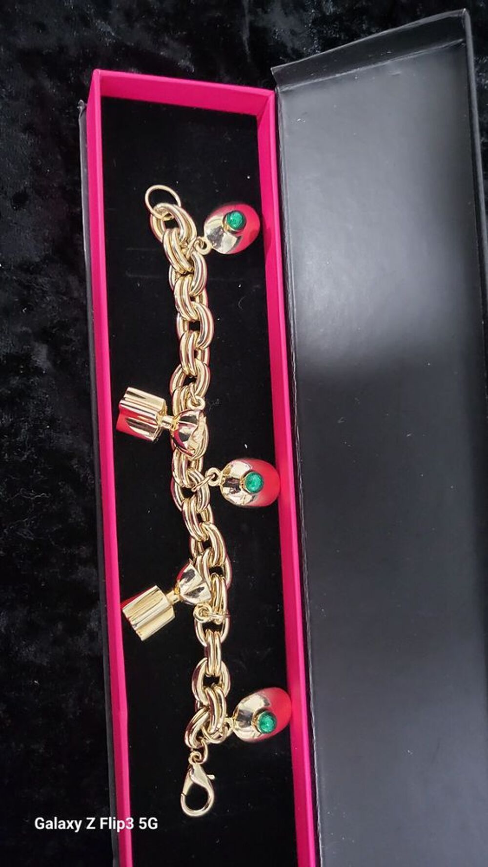 MAGNIFIQUE BRACELET OSCAR DE LA RENTA Bijoux et montres