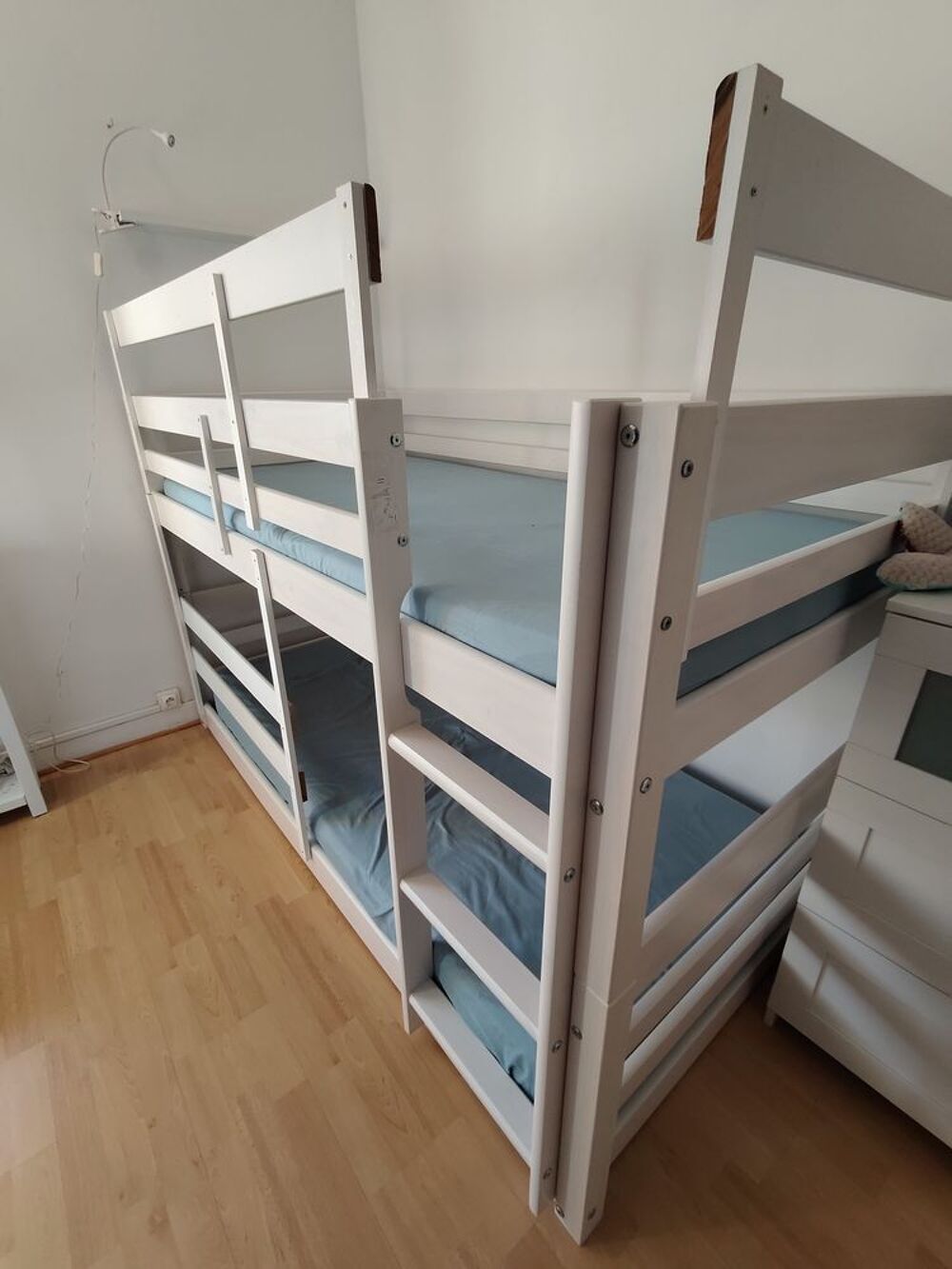 Lit superpos&eacute;s couchage 90*190 avec deux sommiers Meubles
