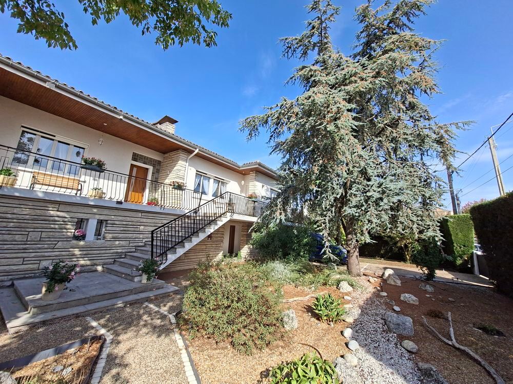Vente Maison Grande propriété 320 m² avec gîte indépendant Terrain 3 29m² Rochefort