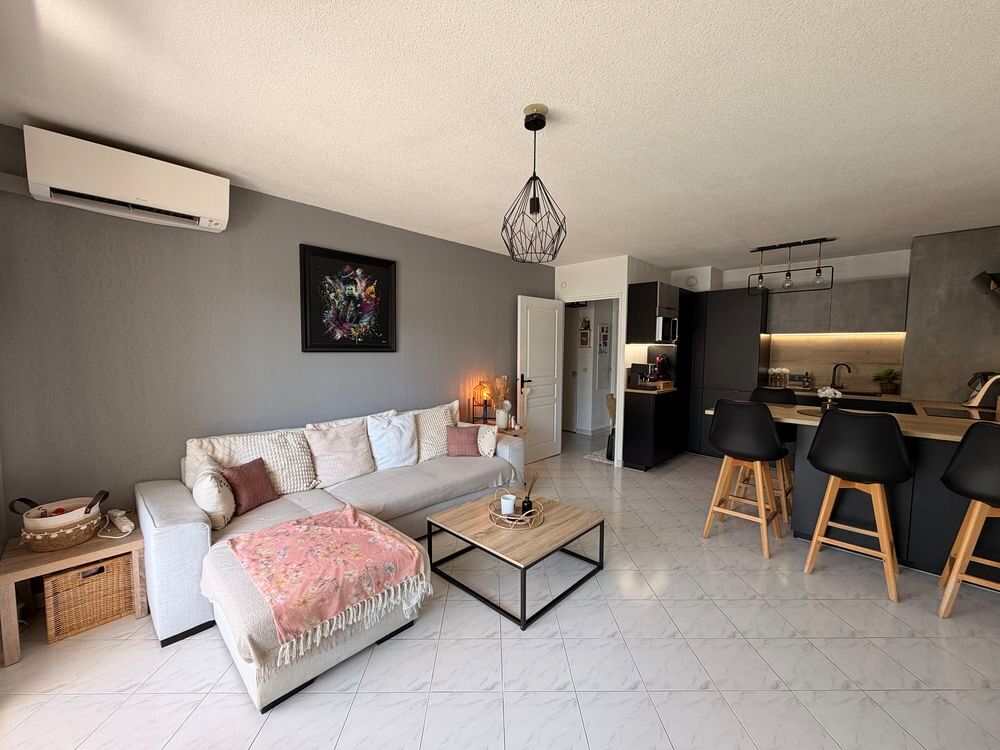Vente Appartement ? JUAN-LES-PINS ? 2 PIÈCES 43 m² + TERRASSE + GRAND BOX Juan les pins