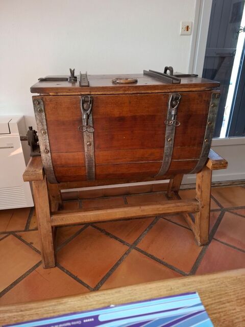 Baratte � beurre 100 Salernes (83)