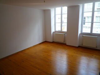  Appartement à louer 3 pièces 58 m²
