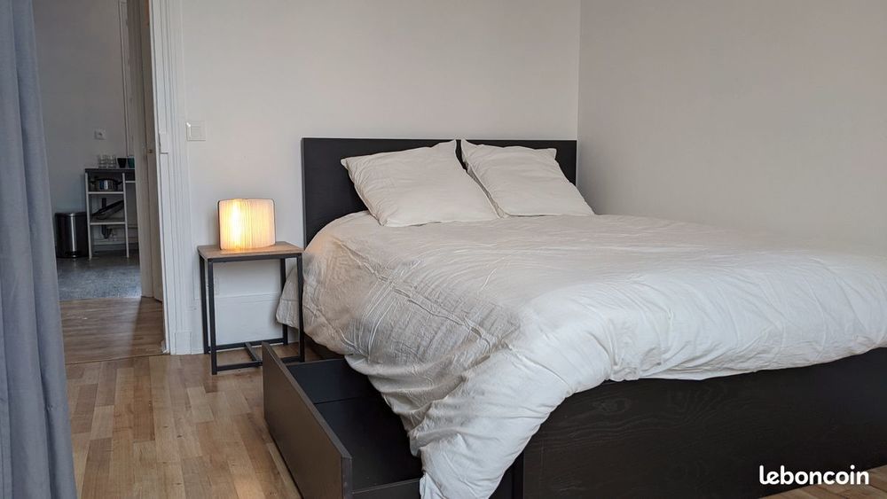 Lit Ikea &agrave; tiroir 140x200 + matelas Emma
Meubles