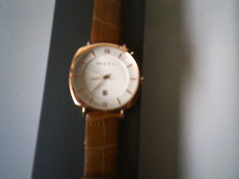 une   montre  maty   plaquée  or 39 Tavant (37)