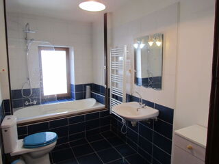  Appartement à louer 2 pièces 56 m²