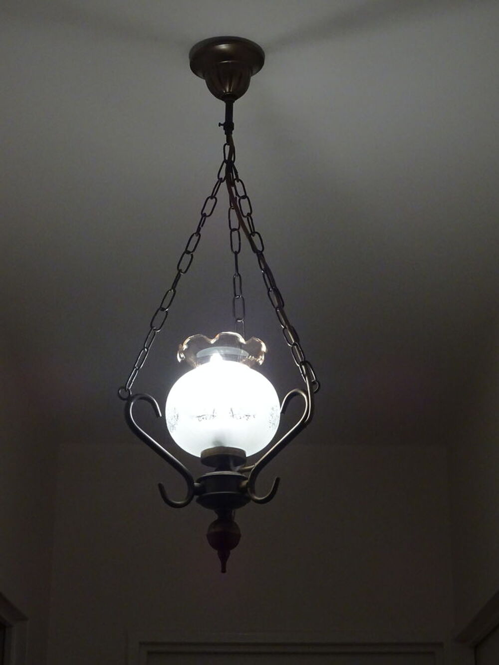 Joli petit Lustre de qualit&eacute; Décoration