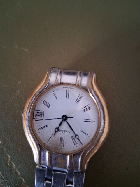 MONTRE A MOUVEMENT EN BON ETAT 100 Dangé-Saint-Romain (86)