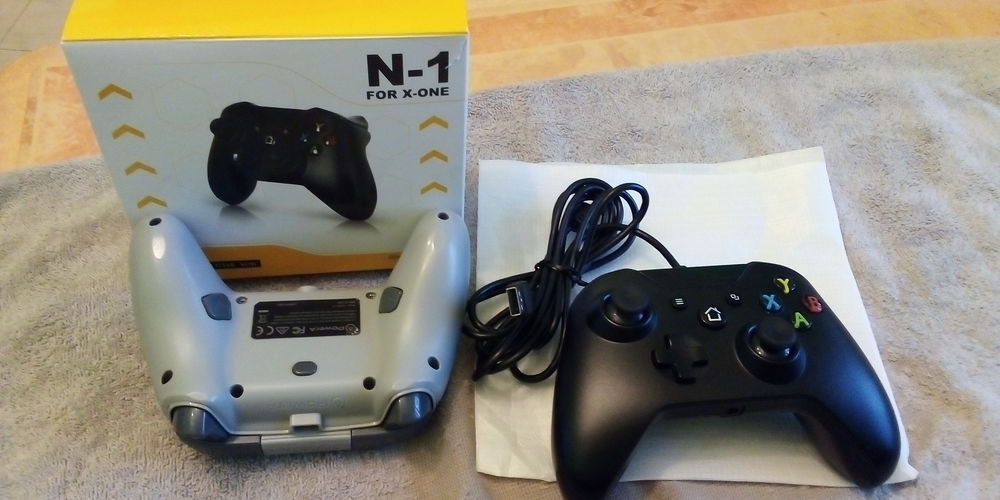 manette xbox one x2 Consoles et jeux vidéos