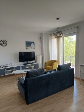  Appartement à louer 2 pièces 45 m²