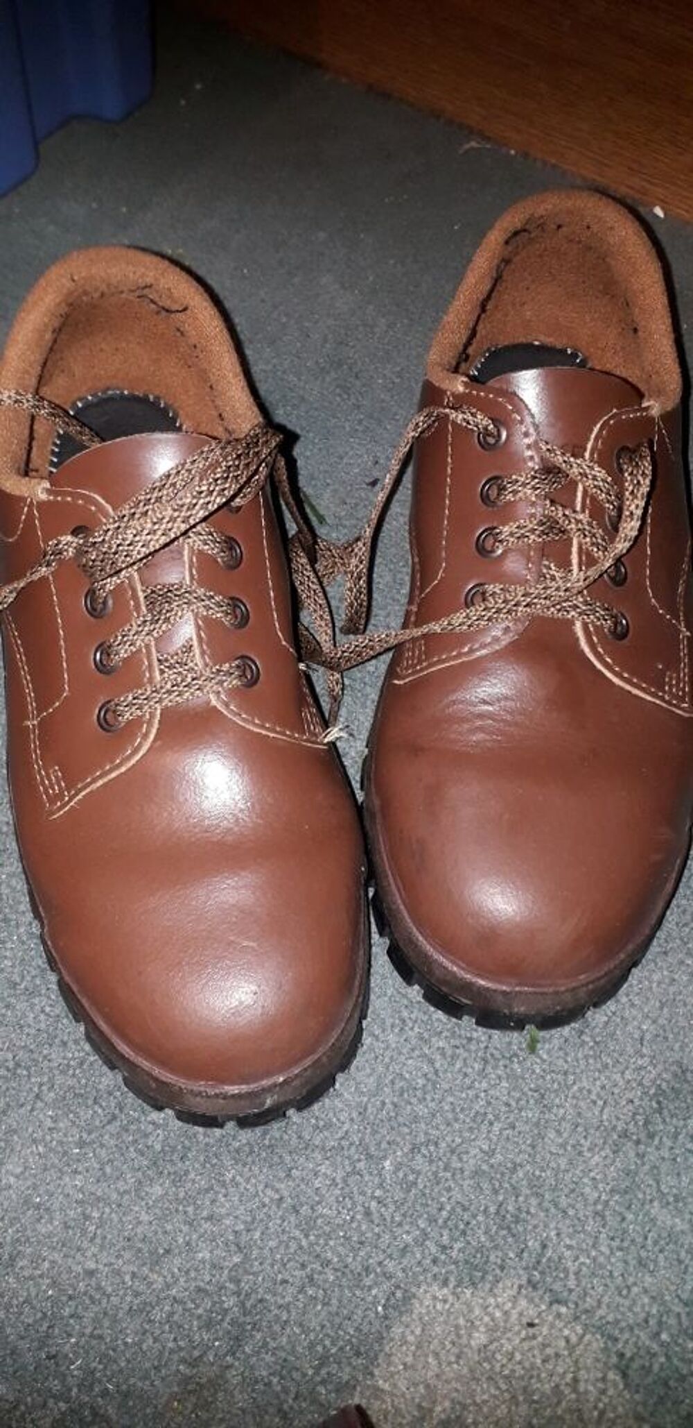 chaussures de securite marque s&eacute;curit&eacute;24 taille 40 Chaussures